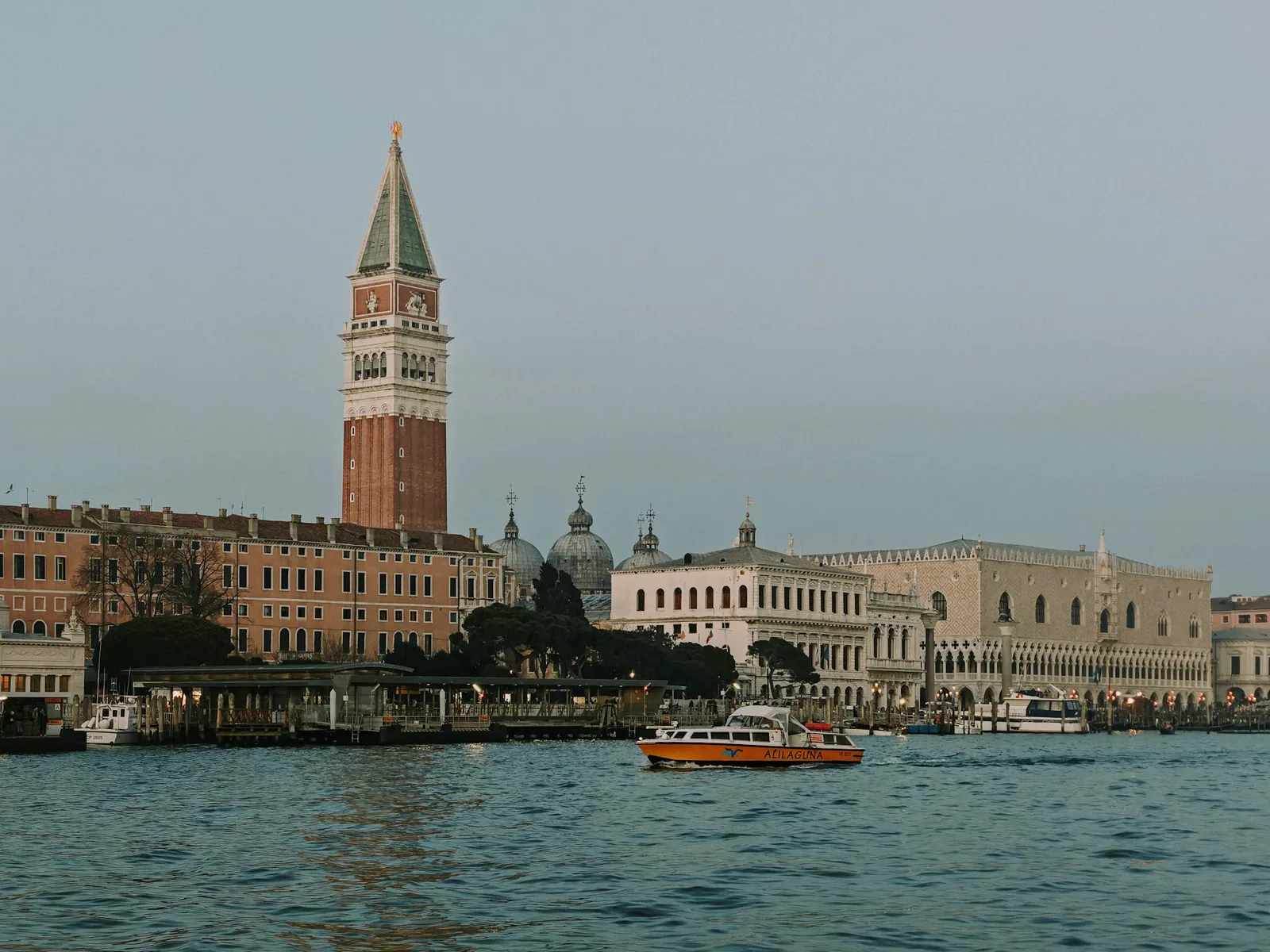 TODO — description de 2024-02-venise-03.webp